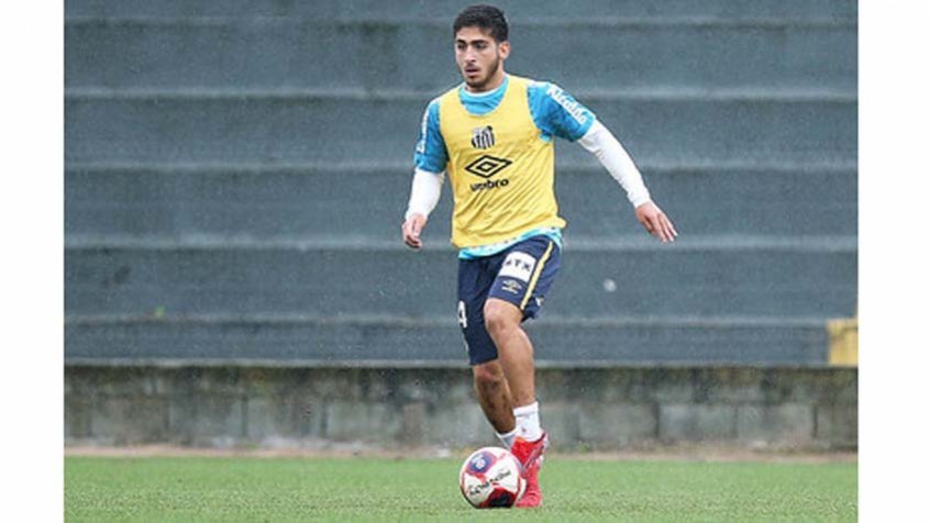 Lacava é a novidade na lista de Carille para o duelo contra o América Lacava é a novidade na lista de Carille para o duelo contra o América