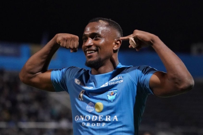 Saulo Mineiro marca dois gols novamente e garante vitória do Yokohama FC Saulo Mineiro marca dois gols novamente e garante vitória do Yokohama FC
