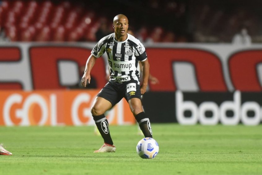 Com Jandrei e Sánchez, Santos treina de olho na partida contra o Sport Com Jandrei e Sánchez, Santos treina de olho na partida contra o Sport