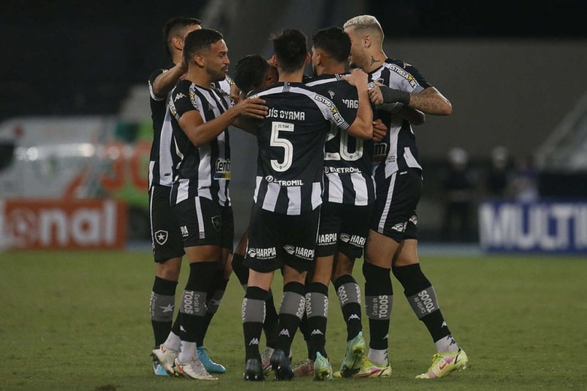 Partida chave: Botafogo pode abrir cinco pontos de vantagem no G4 da Série B se vencer o Brusque Partida chave: Botafogo pode abrir cinco pontos de vantagem no G4 da Série B se vencer o Brusque