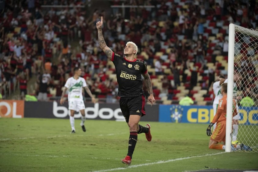 Pedro chega aos 40 gols pelo Flamengo e fica perto de entrar no top 10 dos artilheiros do século Pedro chega aos 40 gols pelo Flamengo e fica perto de entrar no top 10 dos artilheiros do século