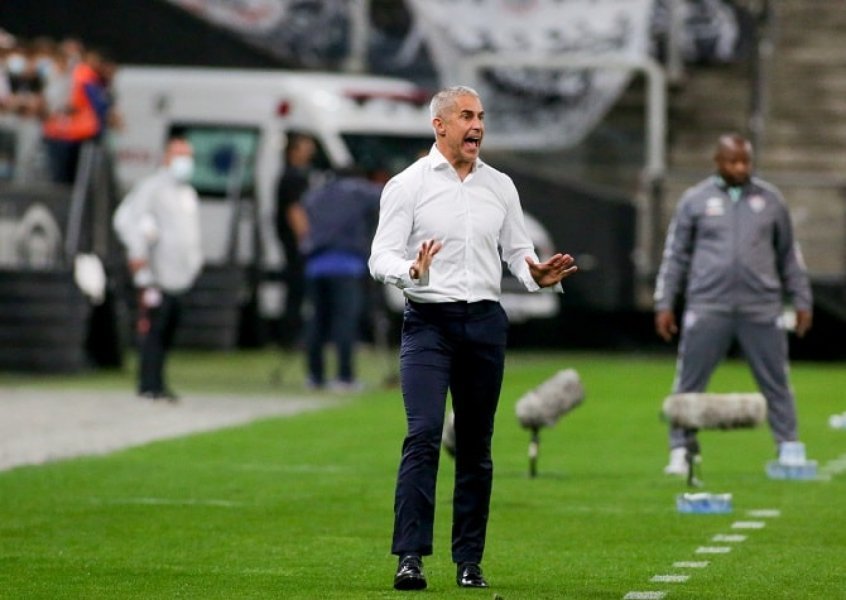 Sylvinho admite Corinthians com pouca inspiração, mas exalta peso de vitória sobre Flu: ‘Muito importante’ Sylvinho admite Corinthians com pouca inspiração, mas exalta peso de vitória sobre Flu: ‘Muito importante’