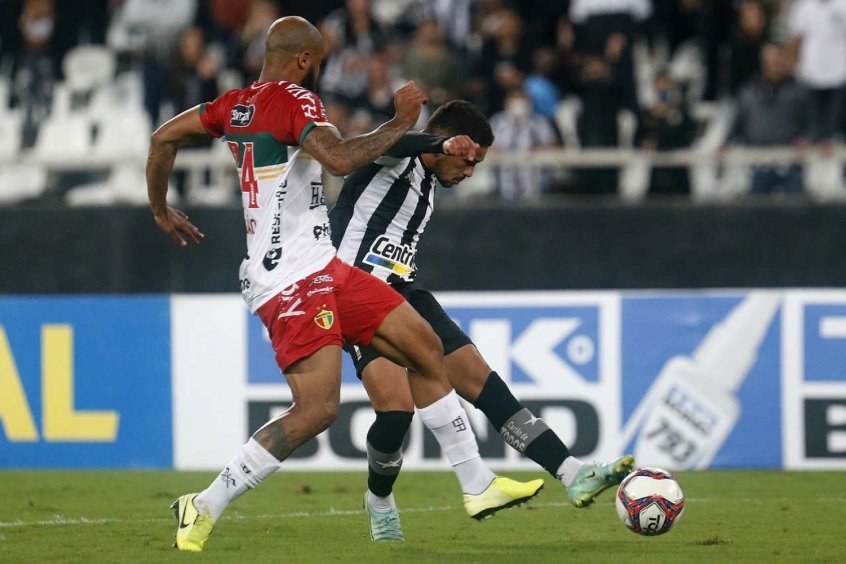 Autor do terceiro gol do Botafogo, Marco Antônio enaltece torcida: ‘Incentivou do começo ao fim’ Autor do terceiro gol do Botafogo, Marco Antônio enaltece torcida: ‘Incentivou do começo ao fim’