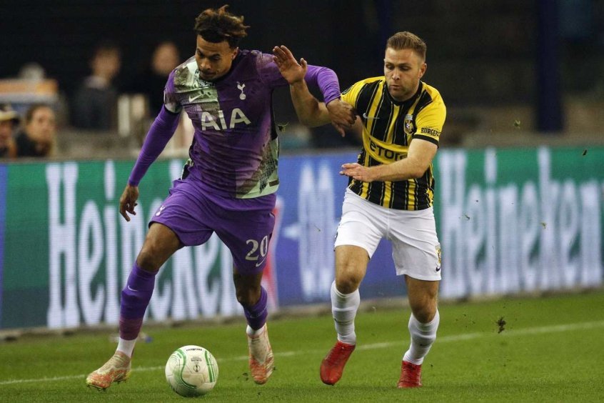 Fora de casa, Tottenham perde para o Vitesse na Conference League Fora de casa, Tottenham perde para o Vitesse na Conference League