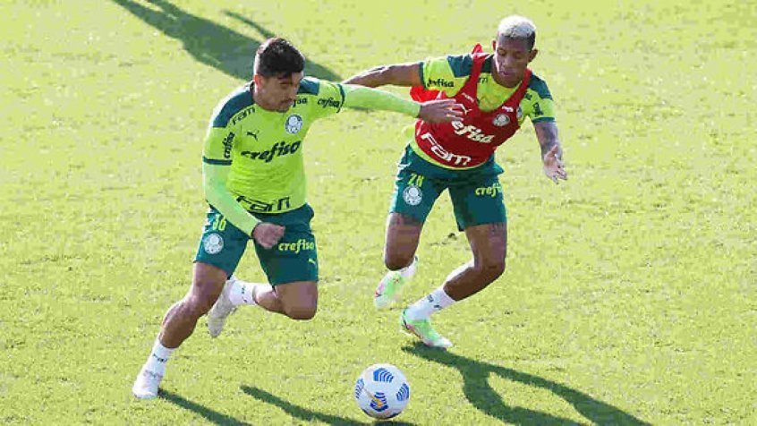 Com retorno de Danilo, Palmeiras segue se preparando para enfrentar o Sport