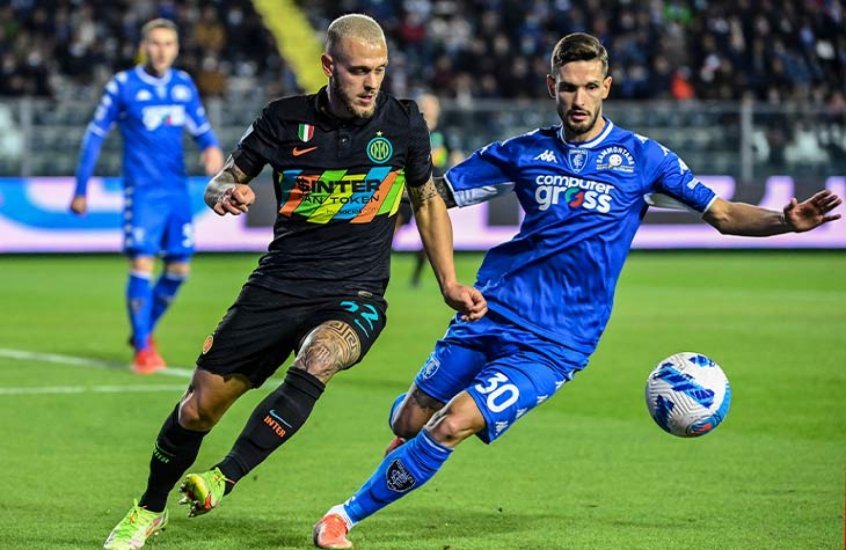 Internazionale vence Empoli e segue em busca da liderança do Italiano Internazionale vence Empoli e segue em busca da liderança do Italiano