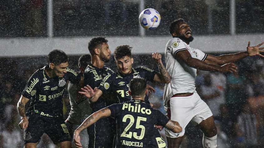 Fluminense não repete intensidade do clássico, vai mal contra o Santos e perde chance de entrar no G6 Fluminense não repete intensidade do clássico, vai mal contra o Santos e perde chance de entrar no G6