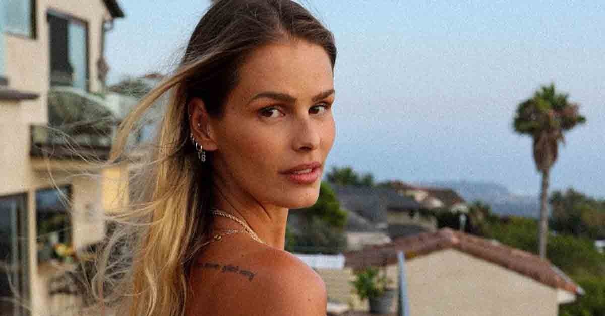 Yasmin Brunet revela uso de botox: ‘Para sempre com 20’ Yasmin Brunet revela uso de botox: ‘Para sempre com 20’