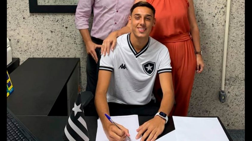 Botafogo contrata Jefinho, primeiro reforço do time sub-20 para 2022