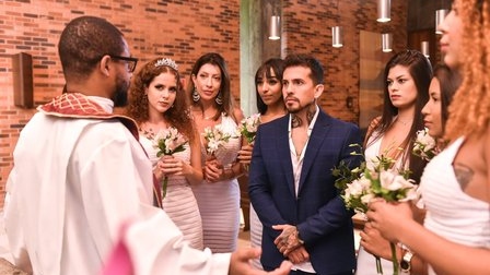 Modelo brasileiro se casa com nove mulheres e vira notícia internacional