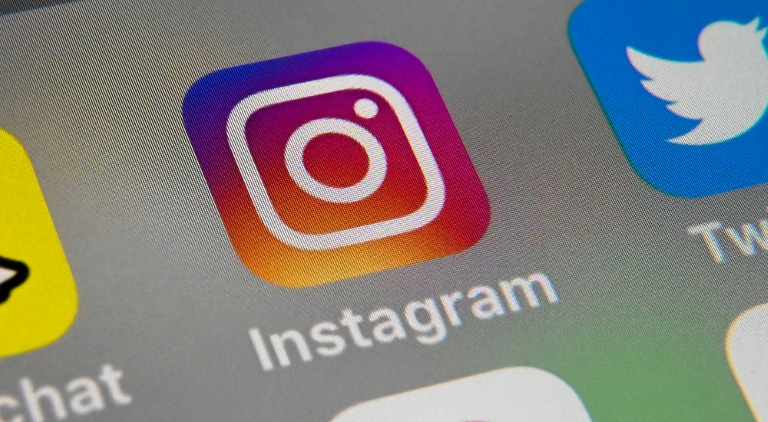 Chefe do Instagram explica no Senado dos EUA impacto da rede social nos mais jovens