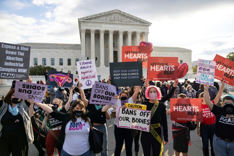 Suprema Corte dos EUA avalia contestação à lei de aborto do Mississippi