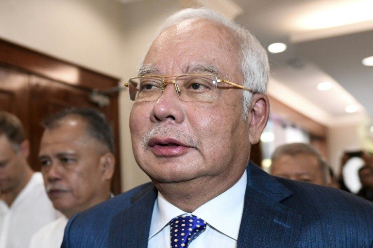 Justiça da Malásia confirma pena de prisão para ex-primeiro-ministro Najib Justiça da Malásia confirma pena de prisão para ex-primeiro-ministro Najib