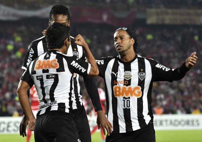 Ronaldinho Gaúcho comemora título do Atlético-MG e quer mais: ‘Vamos com tudo para a Copa do Brasil’ Ronaldinho Gaúcho comemora título do Atlético-MG e quer mais: ‘Vamos com tudo para a Copa do Brasil’