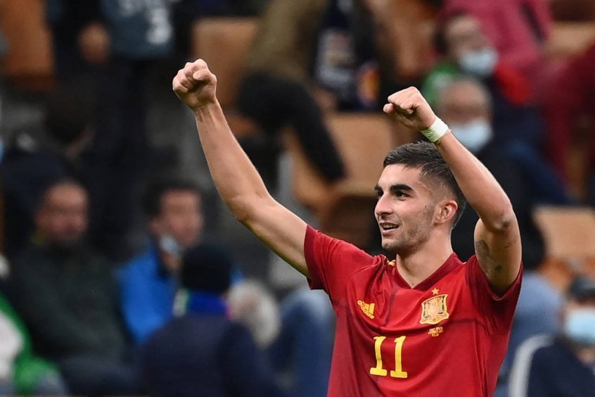 Barcelona e Manchester City se aproximam de desfecho por transferência de atacante Barcelona e Manchester City se aproximam de desfecho por transferência de atacante