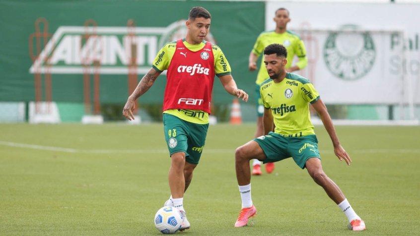 Com apenas três jogadores do elenco principal, Palmeiras inicia preparação para enfrentar o Athletico-PR