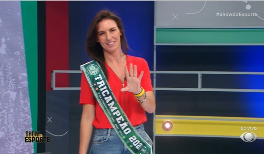 Flamenguista, Glenda Kozlowski paga aposta no ‘Show do Esporte’: ‘Não fui humilde na hora de desafiar’ Flamenguista, Glenda Kozlowski paga aposta no ‘Show do Esporte’: ‘Não fui humilde na hora de desafiar’