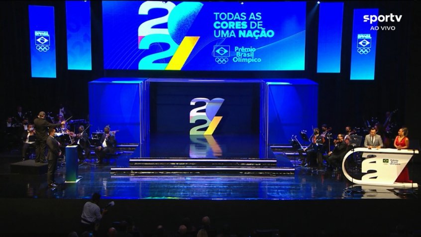 Rebeca Andrade e Isaquías Queiroz são eleitos atletas do ano no Prêmio Brasil Olímpico 2021