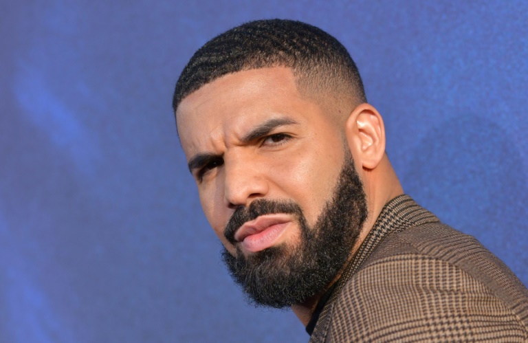 Drake pede retirada de suas duas indicações ao Grammy