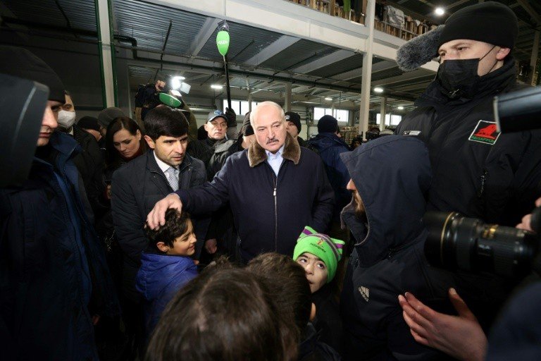 Ocidente amplia sanções contra Belarus por ‘orquestrar’ crise migratória Ocidente amplia sanções contra Belarus por ‘orquestrar’ crise migratória