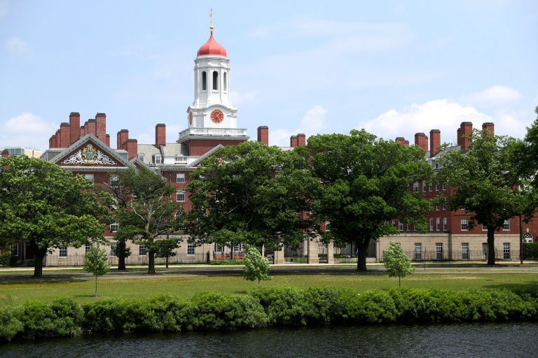 Supremo dos EUA examinará política de cotas para universidades