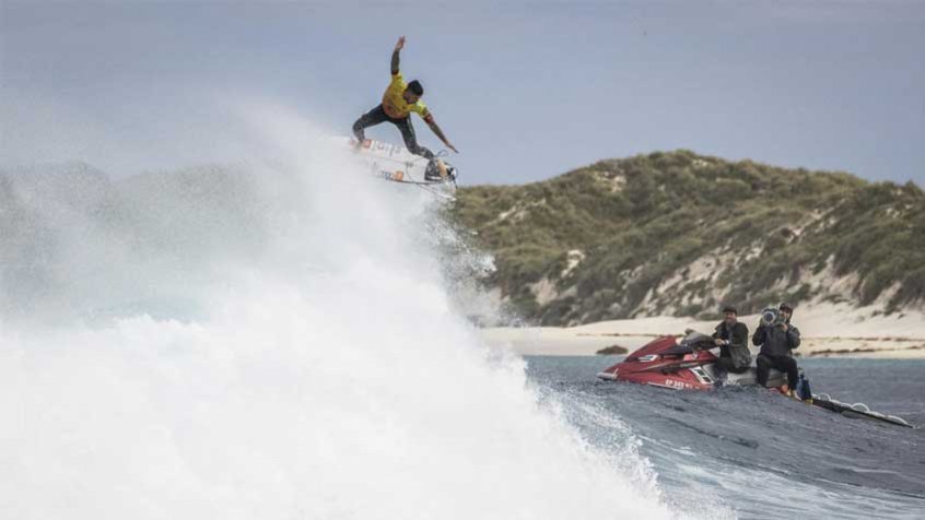 Globo reforça time com estrelas do surfe para comentar transmissões da WSL Globo reforça time com estrelas do surfe para comentar transmissões da WSL