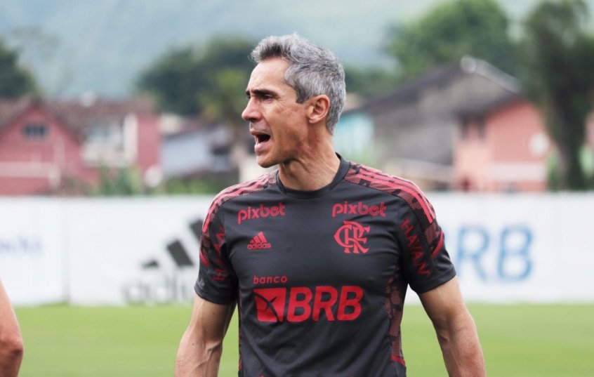 Paulo Sousa manda recado à torcida antes de ida ao estádio para assistir à estreia do Flamengo