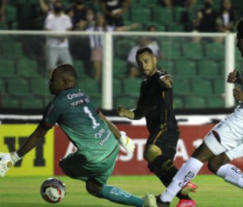 Figueirense e Joinville não saem do zero em estreia no Campeonato Catarinense