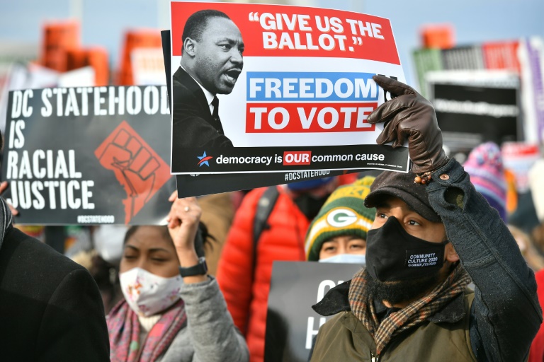 Família de Martin Luther King se une a pedido de reforma eleitoral nos EUA