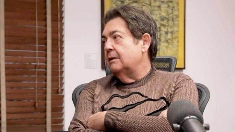 Crédito: Reprodução YouTube Crédito: Reprodução YouTube