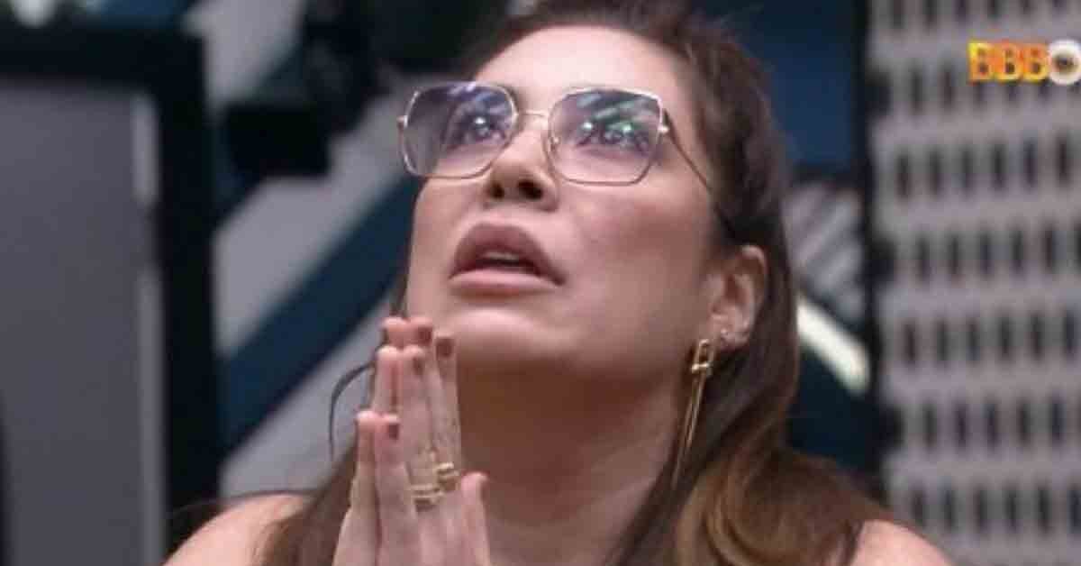 BBB22: Após indicação, Naiara ameaça sair do reality e faz discurso de despedida BBB22: Após indicação, Naiara ameaça sair do reality e faz discurso de despedida