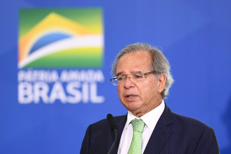 Guedes vai aos EUA para convencer investidores que Brasil é ‘porto seguro’