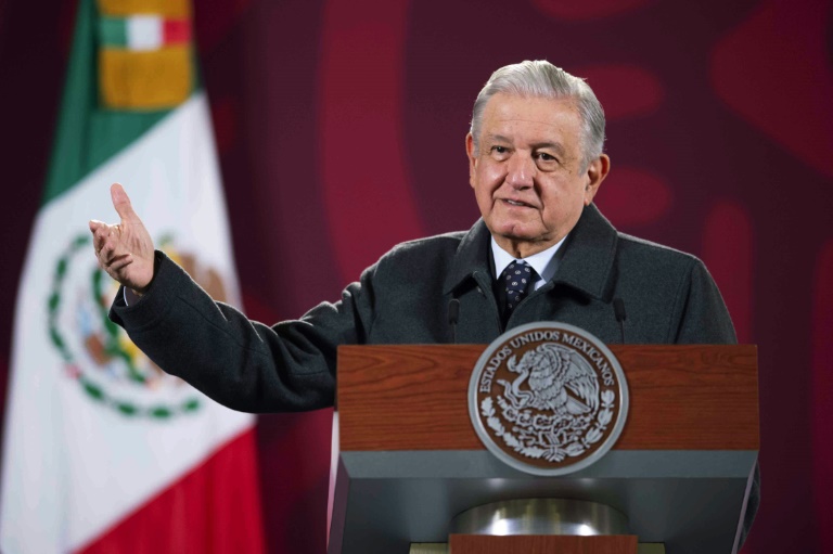 Senado do México autoriza López Obrador a promover consultas para revogar seu mandato