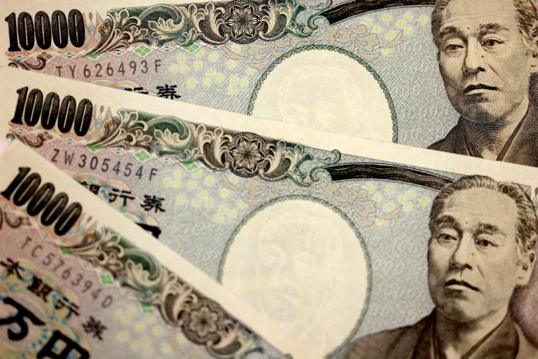 Japonês recebe quantia milionária do governo por engano e gasta tudo em apostas