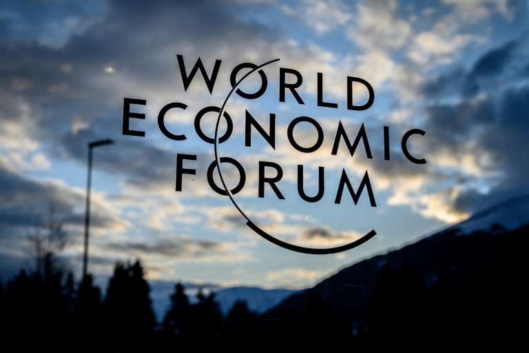 Fórum de Davos volta após pandemia com Ucrânia como pano de fundo