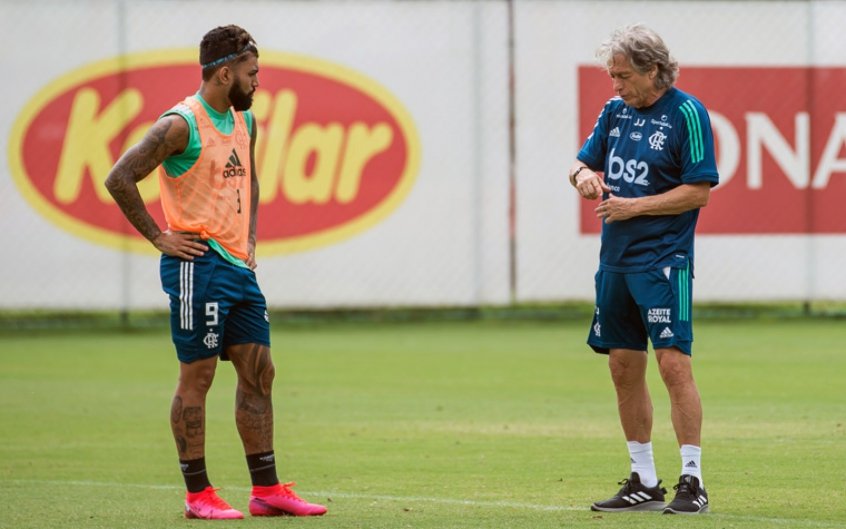 Jorge Jesus revela que trio do Flamengo ‘sentiu’ a final do Mundial: ‘Não jogaram no nível deles’