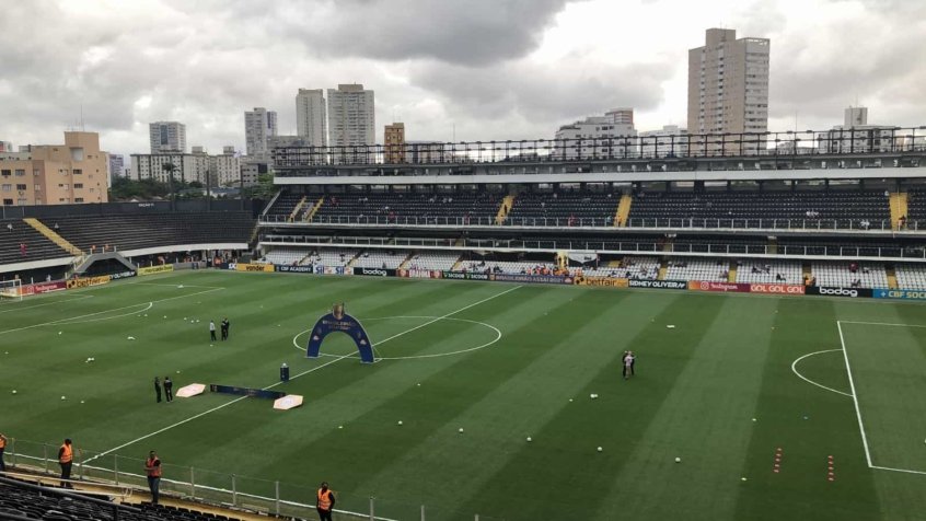 Torcida do Santos esgota ingressos para o clássico contra o Palmeiras