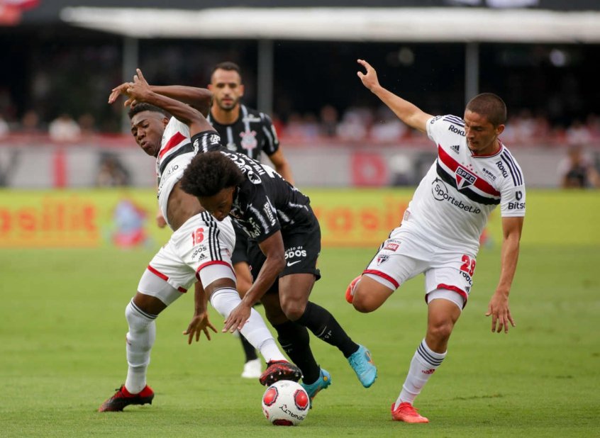 São Paulo busca feito inédito contra o Corinthians para assumir a liderança do Brasileirão