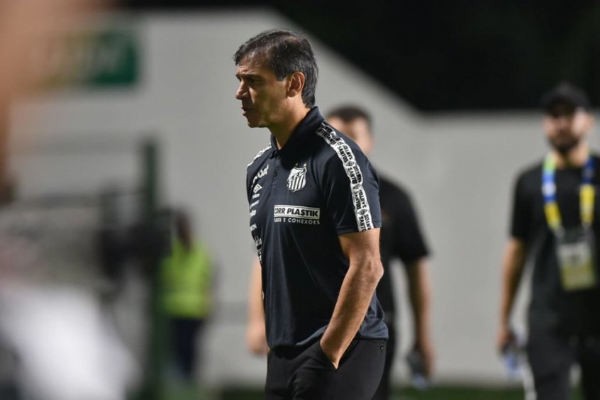 Bustos vê derrota injusta, mas diz que Santos ‘não jogou à altura’