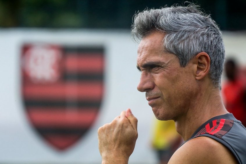 Flamengo x Goiás: Paulo Sousa mira dias de paz após semanas turbulentas dentro e fora de campo