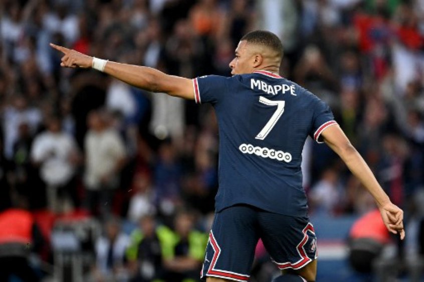 Mbappé faz três gols, Neymar marca e PSG goleia Metz pela última rodada do Campeonato Francês