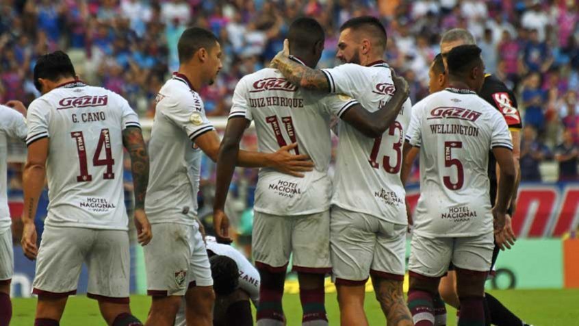 Fábio brilha, Fluminense vence o Fortaleza e cola no G6 do Brasileirão Fábio brilha, Fluminense vence o Fortaleza e cola no G6 do Brasileirão