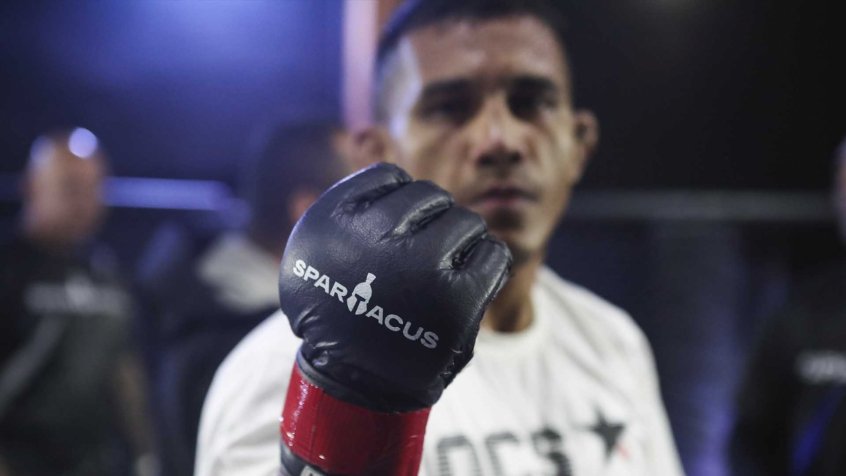 Isaque Moura finaliza Paulo Ricardo Cangaceiro na luta principal do Spartacus MMA 5
