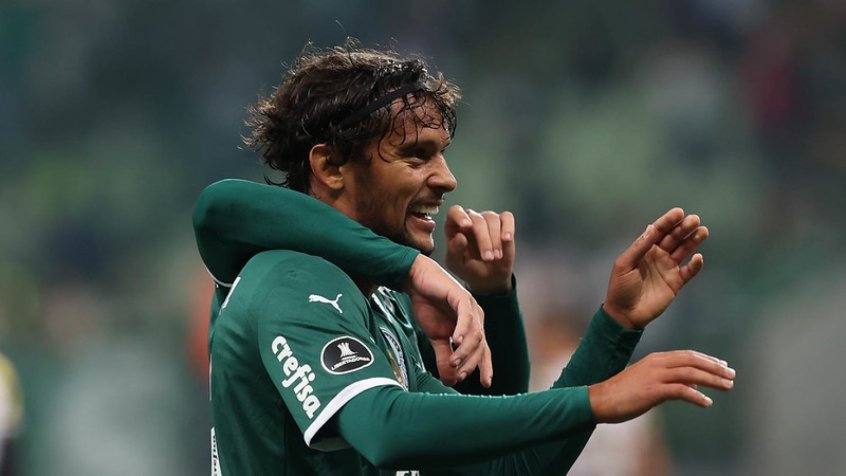 Scarpa comemora e fala sobre gols de pênalti pelo Palmeiras: ‘Sem o Veiga é difícil’