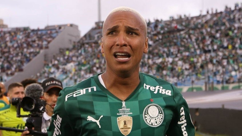 Herói, ‘maluco’, contestado… Deyverson deixa o Palmeiras, mas fica na história do clube