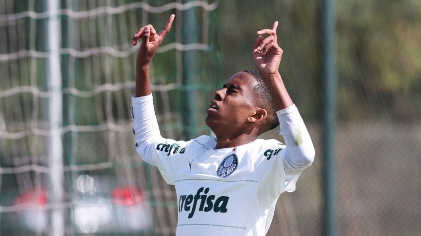 Sub-15 e Sub-17 do Palmeiras goleiam pelo Paulista da categoria Sub-15 e Sub-17 do Palmeiras goleiam pelo Paulista da categoria