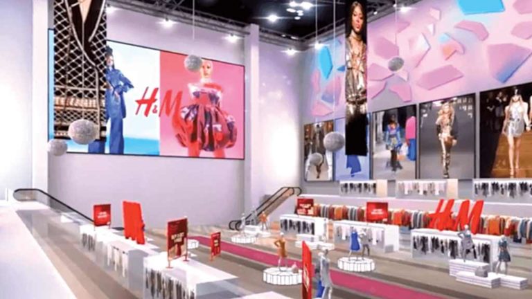 VAREJO H&M investe  em loja conceito e ensaia entrada no universo paralelo
