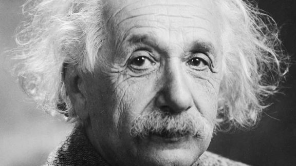 Mesmo lutando para não ter a imagem de seu rosto comercializada, Einstein virou uma das figuras mais cobiçadas