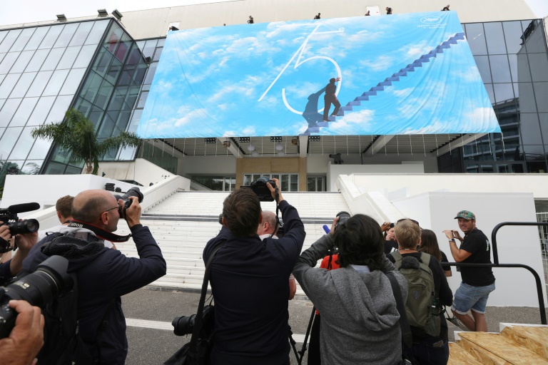 Cannes se prepara para a festa mundial do cinema