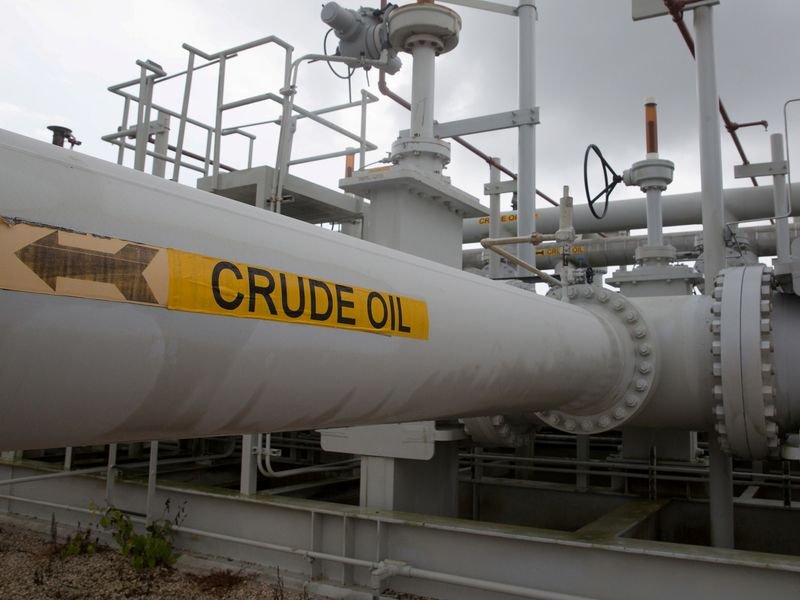 Preços do petróleo caem mais de 3% com alta de oferta da Opep e temor sobre demanda Preços do petróleo caem mais de 3% com alta de oferta da Opep e temor sobre demanda